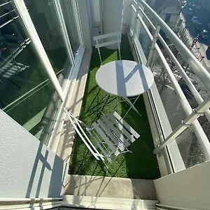 Splendide 70m2 Balcon + Parking Appartement